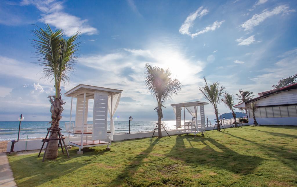 Saint Tropez Beach Resort Hotel Chanthaburi Zewnętrze zdjęcie